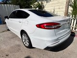 Used 2019 Ford Fusion SE image 3
