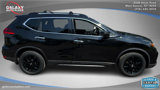 Used 2017 Nissan Rogue SV w/ Midnight Edition image 4