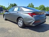 New 2025 Hyundai Elantra SE image 3