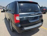 Used 2014 Chrysler Town & Country Touring-L w/ Driver Convenience Group image 3