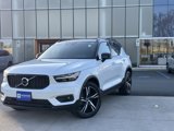 Used 2019 Volvo XC40 T5 R-Design image 2