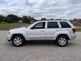 Used 2010 Jeep Grand Cherokee Laredo image 5