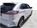 Used 2019 Ford Edge Titanium w/ Equipment Group 301A image 4
