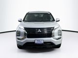 Used 2022 Mitsubishi Outlander ES image 2