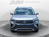 Certified 2023 Volkswagen Taos SE w/ Panoramic Sunroof Package image 2
