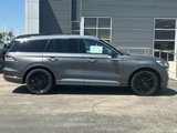 Certified 2021 Lincoln Aviator Reserve w/ Equipment Group 208A image 3