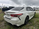 Used 2018 Toyota Camry SE image 3