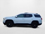 Used 2018 GMC Acadia SLT image 2