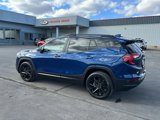 Used 2023 GMC Terrain SLE w/ Driver Convenience Package image 4
