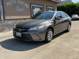 Used 2015 Toyota Camry LE image 2