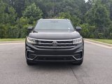 Used 2021 Volkswagen Atlas Cross Sport SE w/ Panoramic Sunroof Package image 2