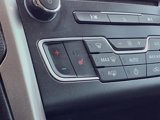 Used 2017 Ford Fusion SE w/ Fusion SE Technology Package image 5