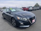 Used 2022 Nissan Altima 2.5 SV image 2