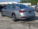 Used 2024 Volkswagen Jetta SE image 3