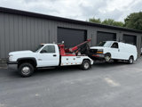 Used 2005 Chevrolet Silverado 3500 2WD Regular Cab w/ Heavy-Duty Power Package image 3