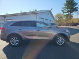 Used 2018 Kia Sorento LX image 4