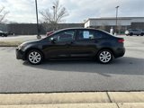 Used 2022 Toyota Corolla LE image 5