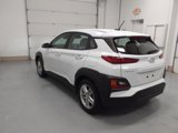 Used 2021 Hyundai Kona SE image 5