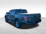 Used 2018 Toyota Tacoma Limited image 3