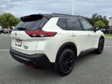 Used 2023 Nissan Rogue SV image 4