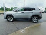 Used 2023 Jeep Compass Sport image 5