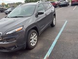 Used 2015 Jeep Cherokee Latitude w/ Cold Weather Group image 3