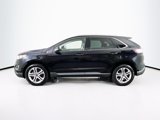 Used 2017 Ford Edge Titanium w/ Technology Package image 4