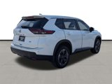 Used 2024 Nissan Rogue SV image 5