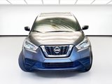 Used 2018 Nissan Kicks S image 2