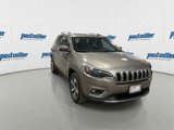 Used 2019 Jeep Cherokee Limited image 2