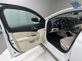 Used 2016 Chrysler 200 Limited image 5