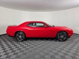Used 2019 Dodge Challenger SXT image 3