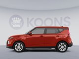 Used 2022 Kia Soul LX image 2
