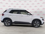 New 2025 Hyundai Venue SEL image 3