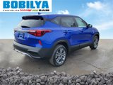 Used 2023 Kia Seltos LX image 3