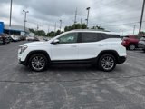 Used 2023 GMC Terrain SLT image 2