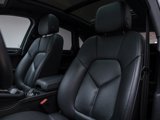 Certified 2024 Porsche Macan image 5