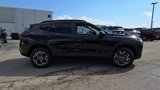 New 2025 Chevrolet Trax LT w/ Driver Confidence Package image 2