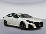 Used 2023 Nissan Altima 2.5 SR w/ SR Premium Package image 6