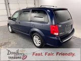Used 2016 Dodge Grand Caravan SXT w/ UConnect Hands-Free Group image 4