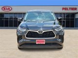 Used 2021 Toyota Highlander L image 2