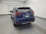 Used 2018 Nissan Rogue SV image 6