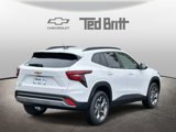 New 2025 Chevrolet Trax LT w/ LT Convenience Package image 2