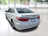 Used 2016 Toyota Camry SE image 3