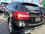 Used 2018 Mercedes-Benz GLA 250 4MATIC w/ Premium Package image 6