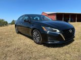 Used 2023 Nissan Altima 2.5 SV image 2