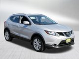 Used 2017 Nissan Rogue Sport SV w/ SV Premium Package image 2