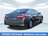 Used 2014 Toyota Camry L image 5
