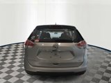 Used 2015 Nissan Rogue S image 4