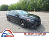 Used 2018 Toyota Camry SE image 3